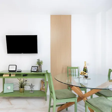 New! Sea View With Aircon In Center Of Americas *