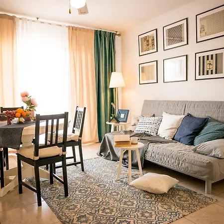 New! Sea View With Aircon In Center Of Americas